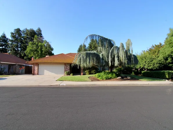 2482 Mitchell Ave, Clovis, CA 93611