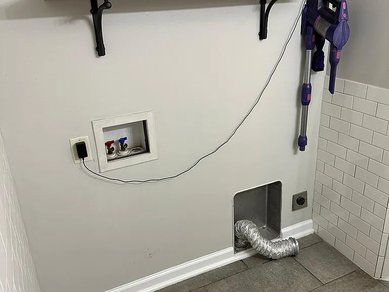 Washer & dryer in the house