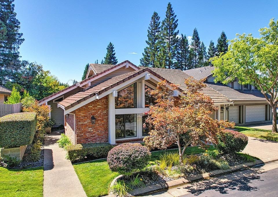 1st image of 409 Bremerton Ct