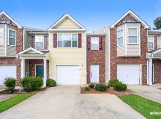 108 Chastain Cir, Newnan, GA 30263