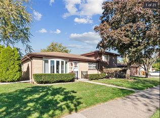 36 S Highview Ave, Addison, IL 60101