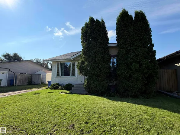 169 Garnet Cres, Wetaskiwin, AB T9A 2S3