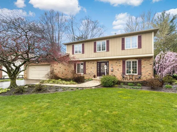 7025 Rieber St, Worthington, OH 43085