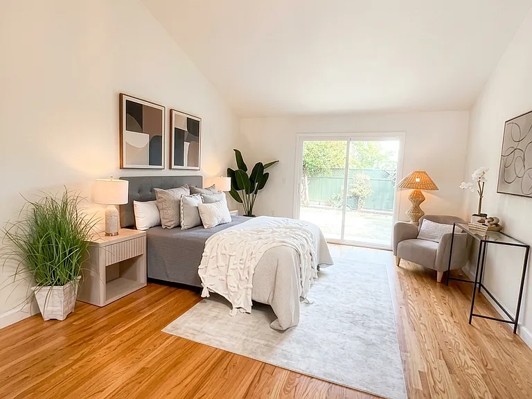Sample furnishing of the primary bedroom