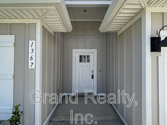 2nd image of 1367 Sea Grove Ct