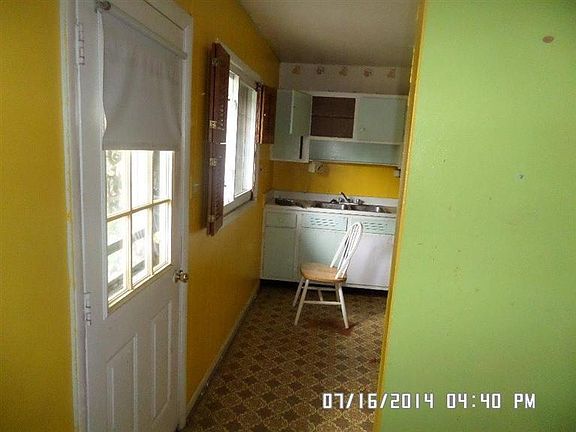 5th image of 440 Tibbs Ln