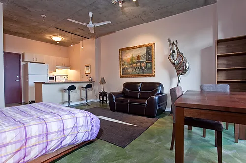 22 Cordova St E #313 Photo 1