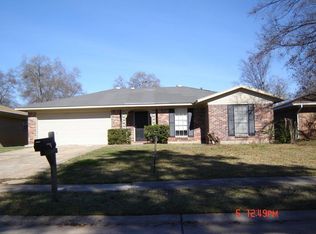 2535 La Vonne Cir, Bossier City, LA 71111