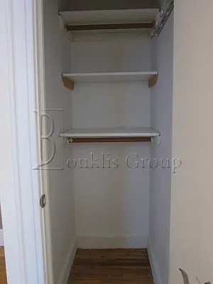 Rented by Bouklis Group | media 9