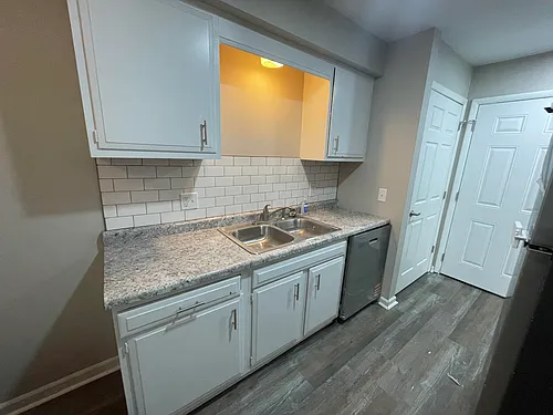 105 Blair Dr #1 Photo 1