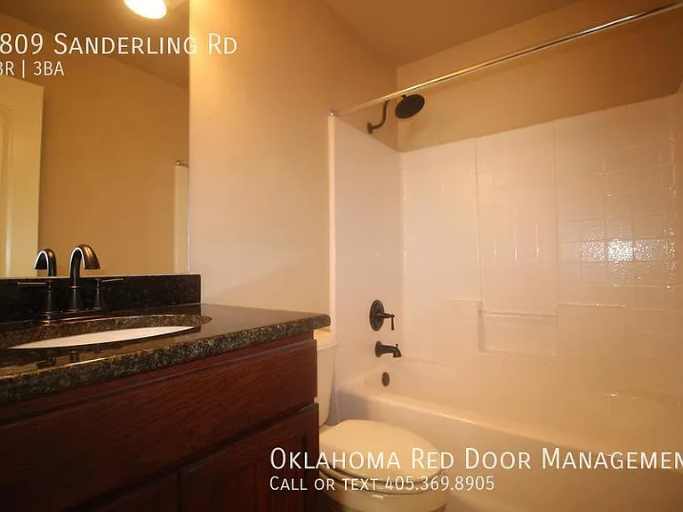 5809 Sanderling Rd — Photo 4