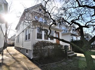 7150 Manse St, Forest Hills, NY 11375