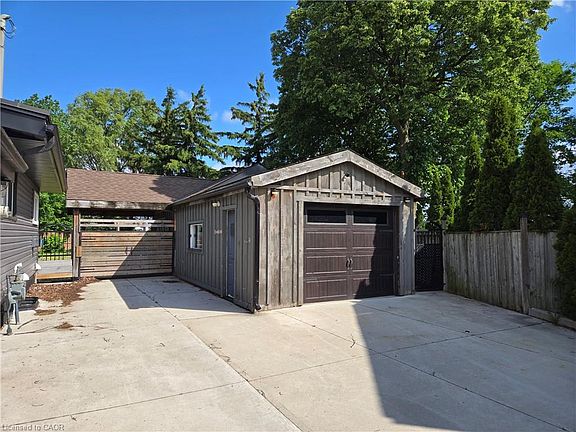 2nd image of 17 Carmen Ave