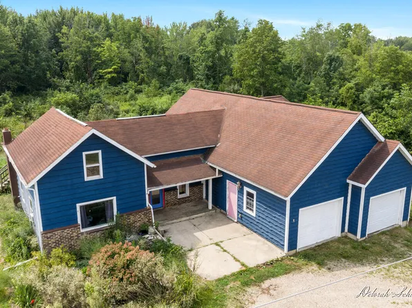 3486 102nd Ave, Gobles, MI 49055