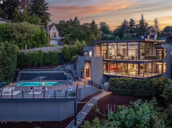 1551 SW Upper Hall St, Portland, OR 97201