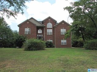 165 Rockwell Dr, Riverside, AL 35135