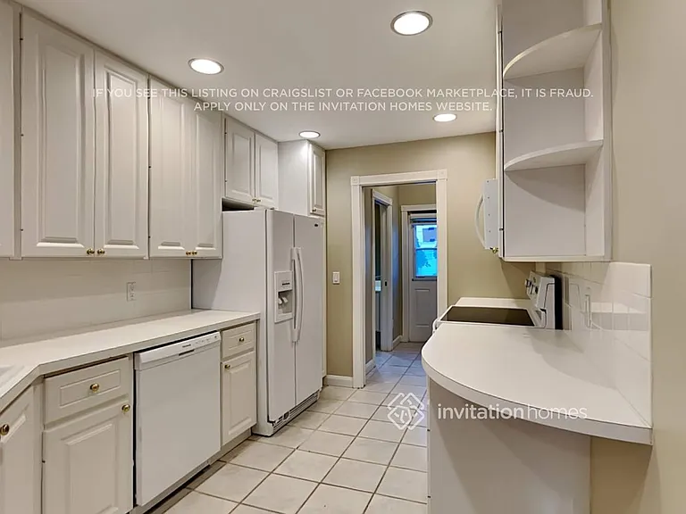 235 Murray Ct — Photo 8