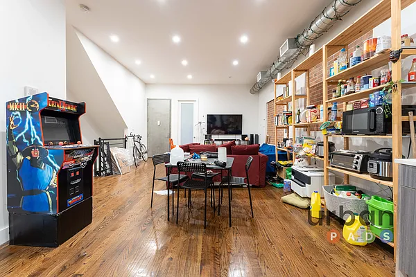 Rented by Urban Pads | media 1