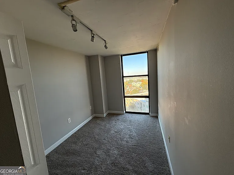 375 Ralph McGill Blvd NE #1305 — Photo 4