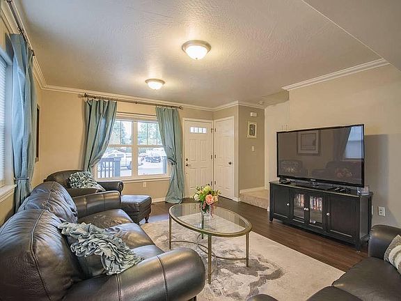 5th image of 3011 S Clark St #A