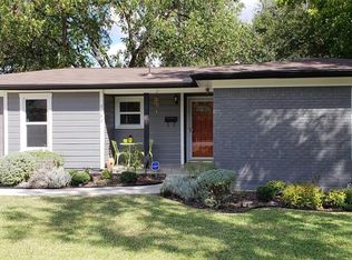 5463 Meadowbrook Dr, Fort Worth, TX 76112