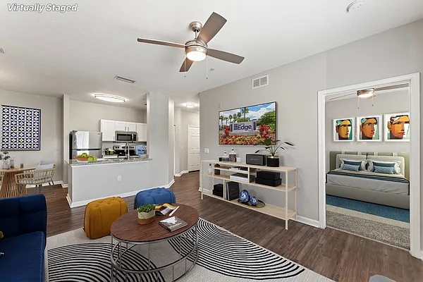 Edens Edge Apartments — Photo 6