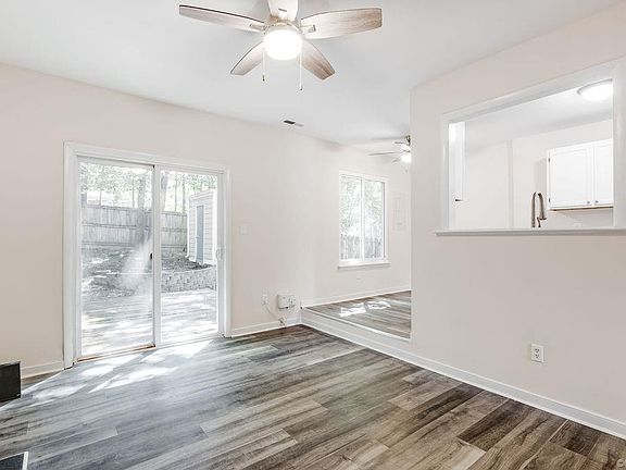 2nd image of 1900 Airy Cir