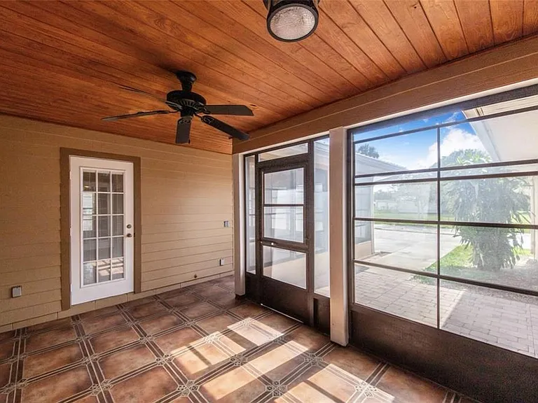 4854 E Hinson Ave — Photo 25