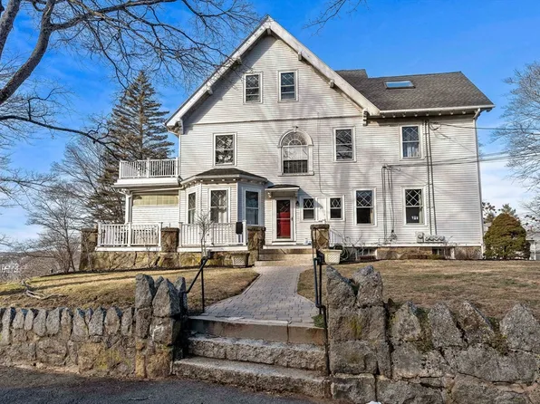 28 Columbus Ave APT 3, Beverly, MA 01915
