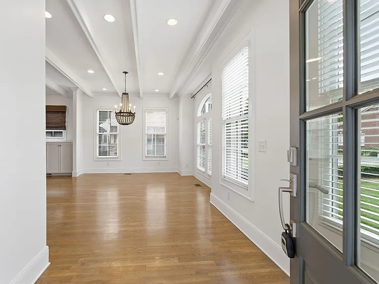 404 Woodmont Hall Pl — Photo 9