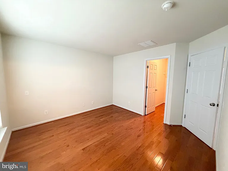 43524 Wheadon Ter — Photo 11
