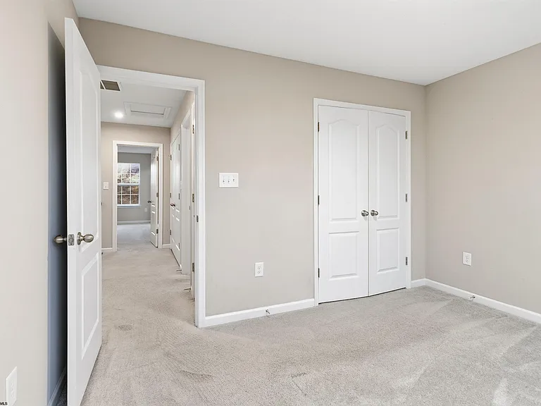 13 Dover Ct — Photo 19