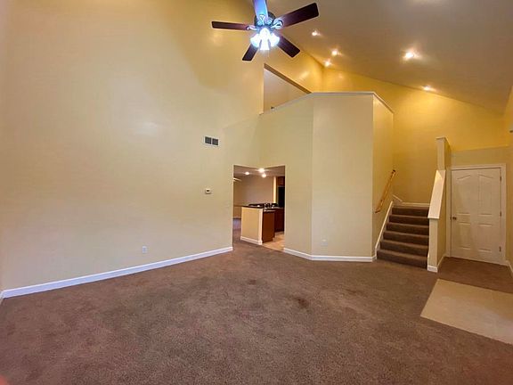 2nd image of 640 Huntridge Dr