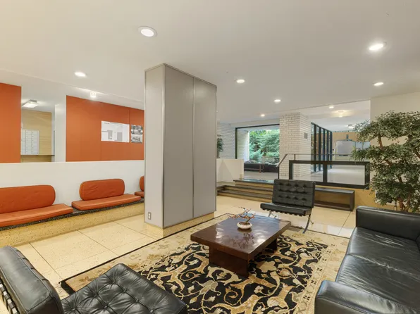 142 East 16th Street image 12 of 13