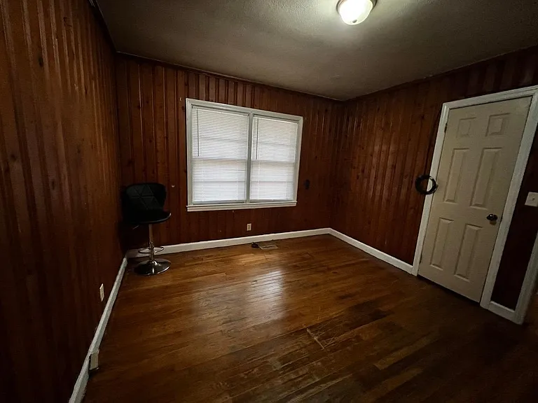 115 Dewey St — Photo 4