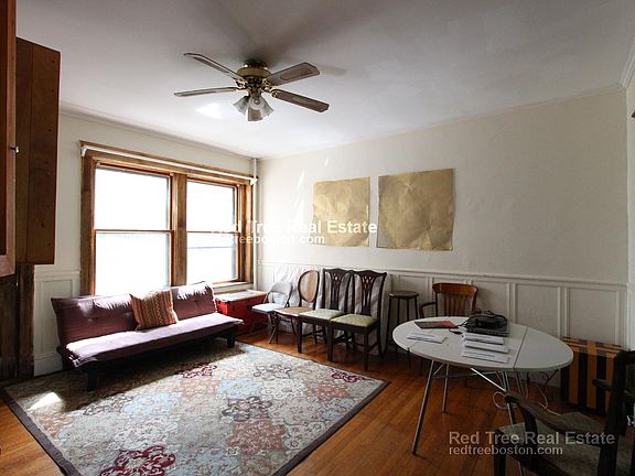 2nd image of 179 Babcock St #2Z