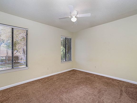 5th image of 3570 Sable Palm Ln Unit F