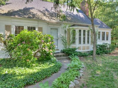 17 Stanhope Dr, Barrington, RI, 02806