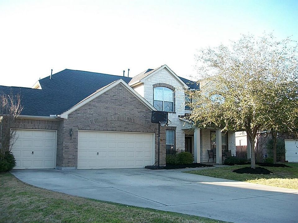1st image of 407 Catalina Breeze Ct