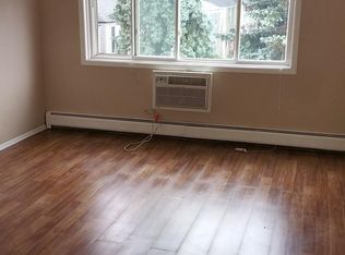 6929 Pershing Rd APT 14, Stickney, IL 60402