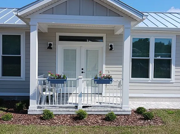 12077 Lakeshore Way, Oxford, FL 34484