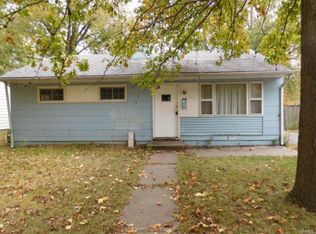 1309 Dean St, Centralia, IL 62801