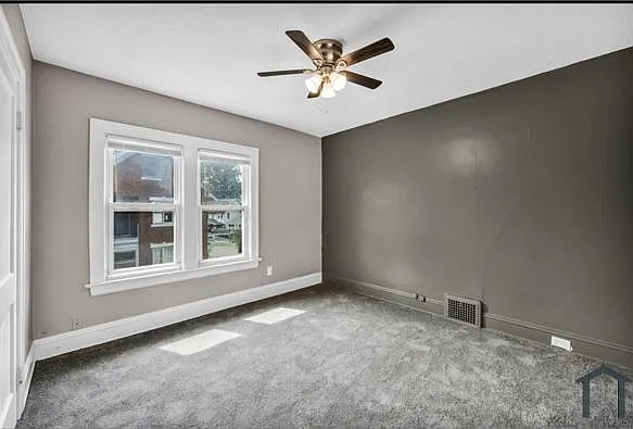 12730 Barrington Ave #UPPER — Photo 10