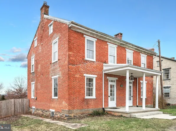 220 Old Route 30, Mc Knightstown, PA 17343
