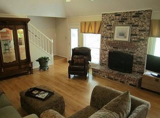 1134 Woodhorn Dr, Houston, TX 77062