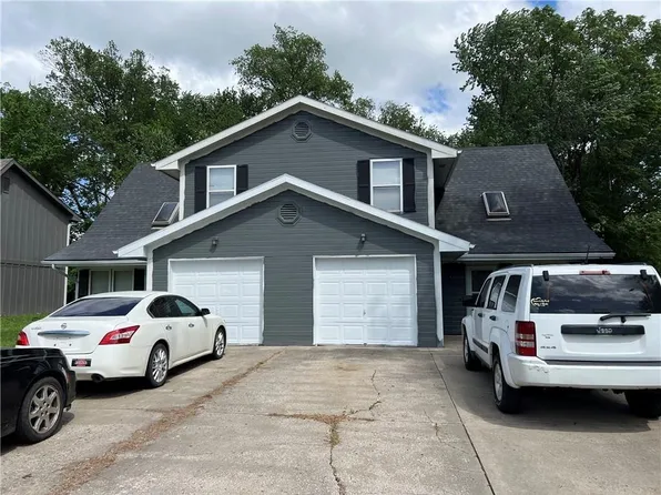 411 413 Spring, Liberty, MO 64068