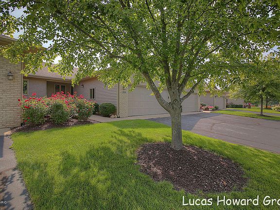3rd image of 8124 Winding Dr SW