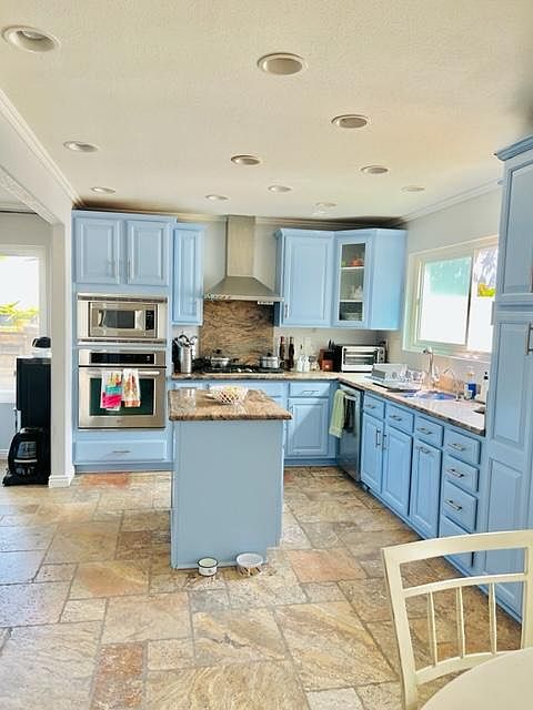 1st image of 607 Arroyo Seco Dr
