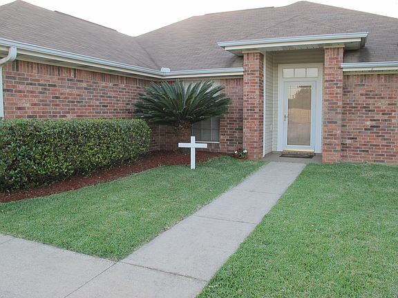 2nd image of 3645 Lake Arthur Dr