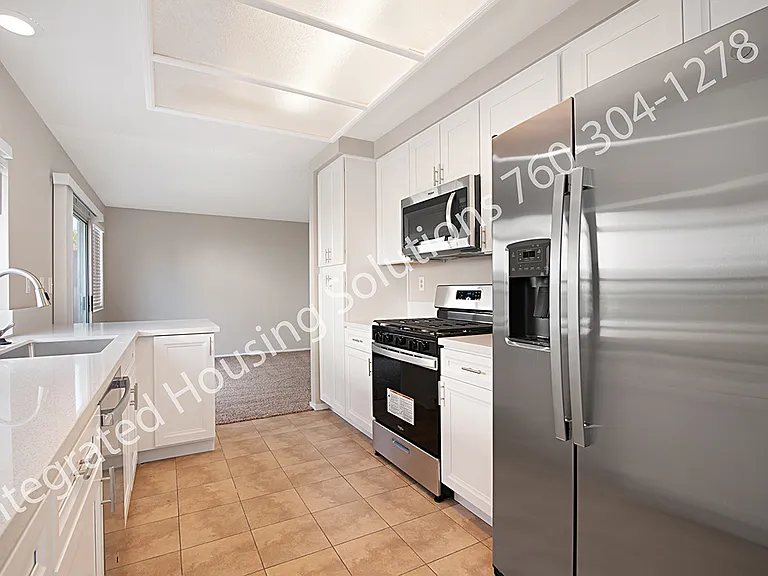 4504 Goldfinch Way — Photo 18